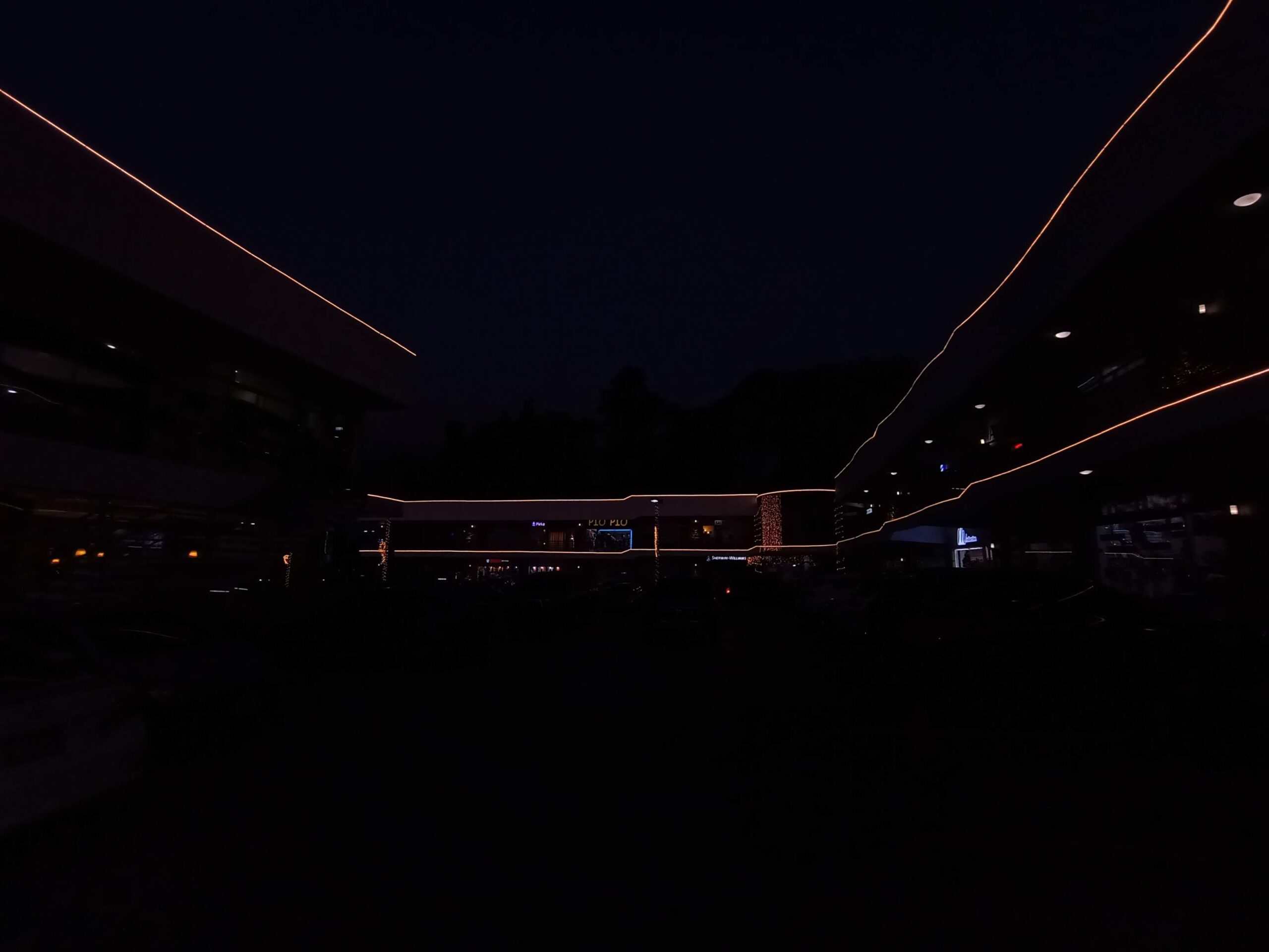Proyecto de iluminación LED en centro comercial en Guatemala